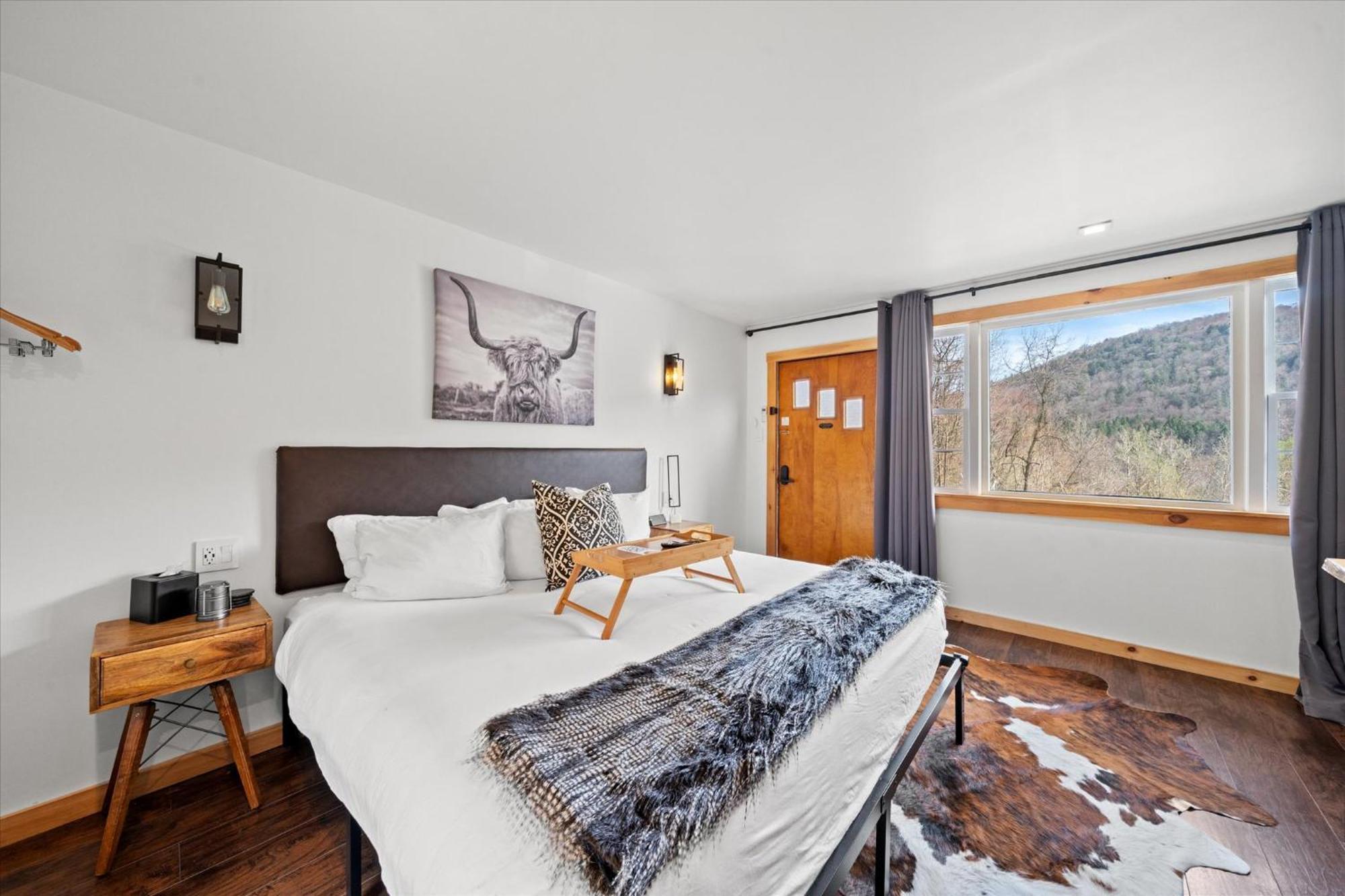 Green Acres Retreat Hancock Экстерьер фото