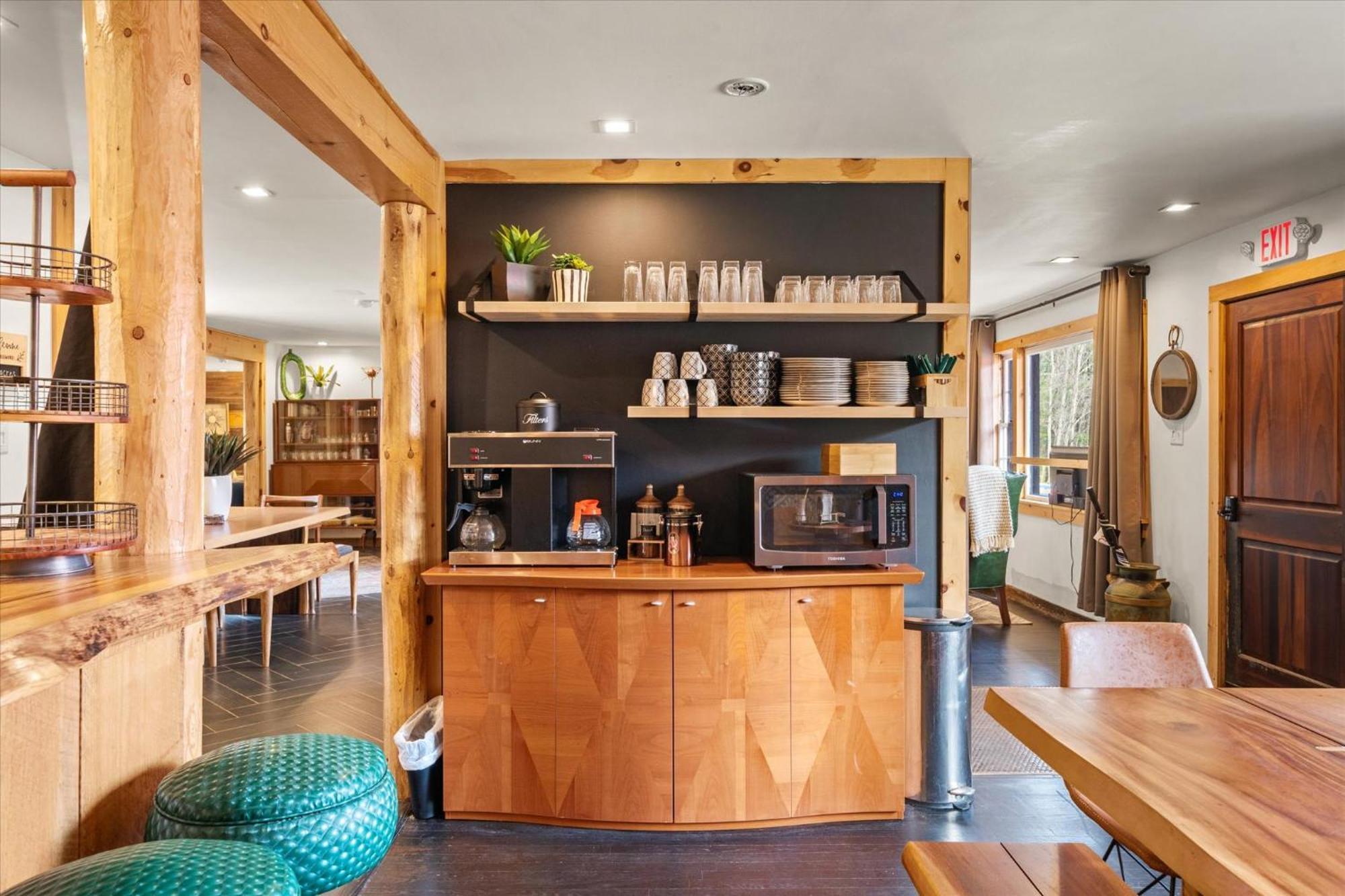 Green Acres Retreat Hancock Экстерьер фото