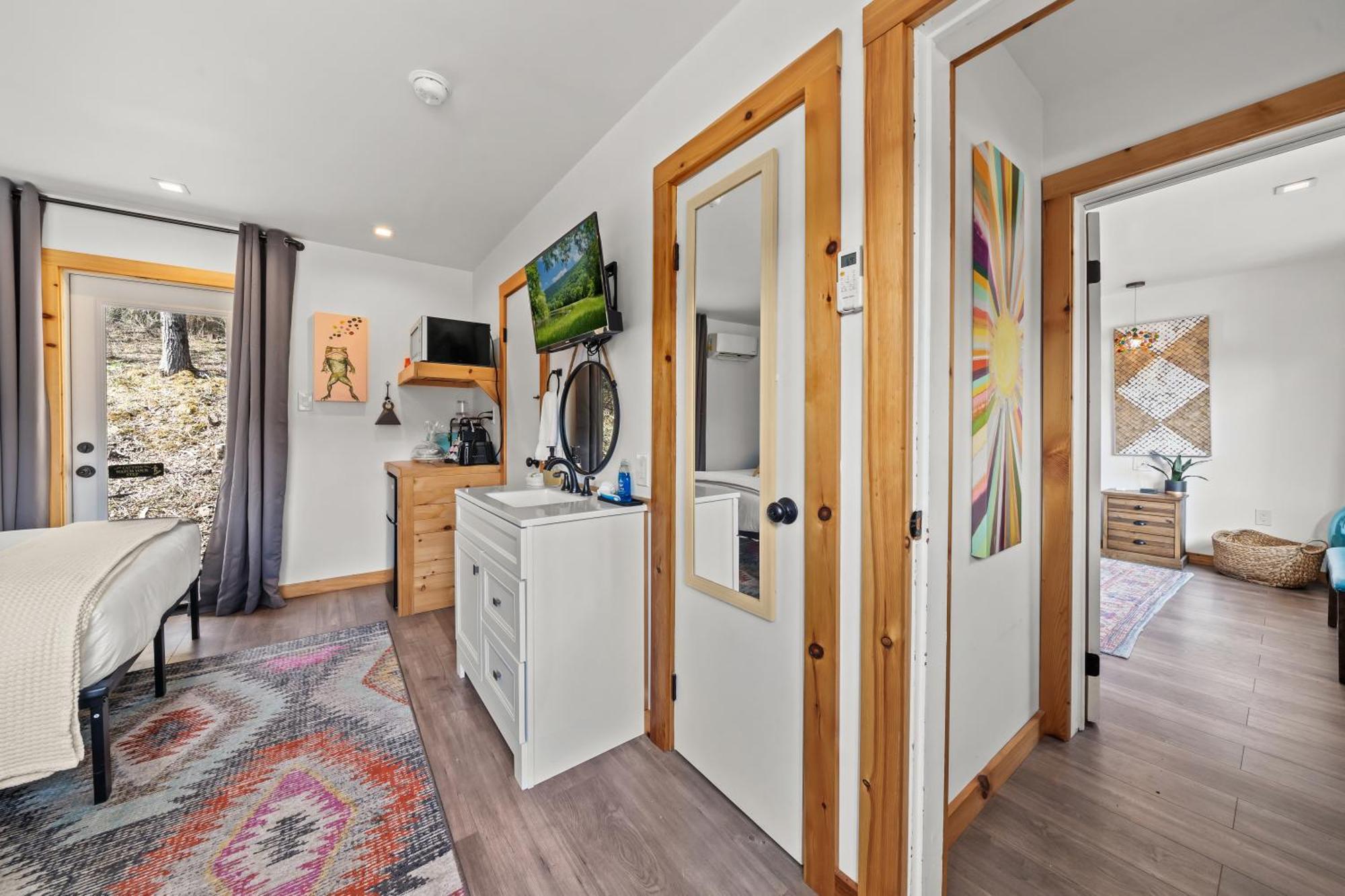 Green Acres Retreat Hancock Экстерьер фото